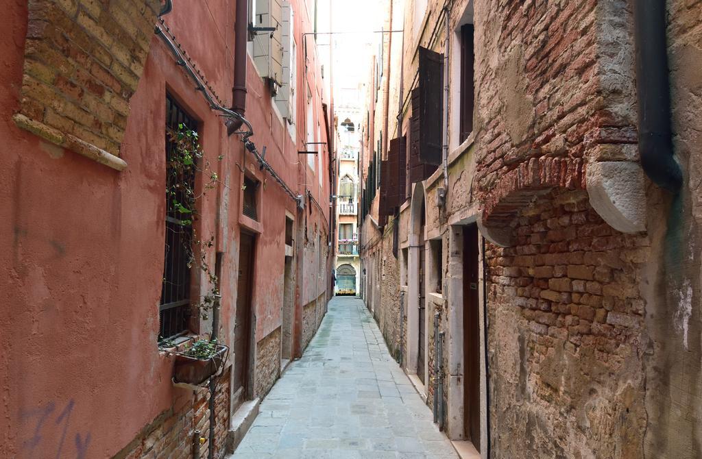 Apartamento Mater Domini Venecia Exterior foto